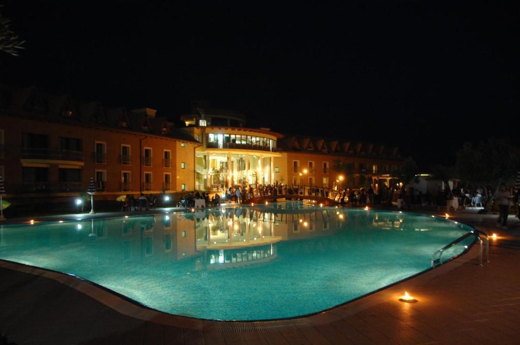 Corte Dei Greci Resort & Spa Кариати Екстериор снимка